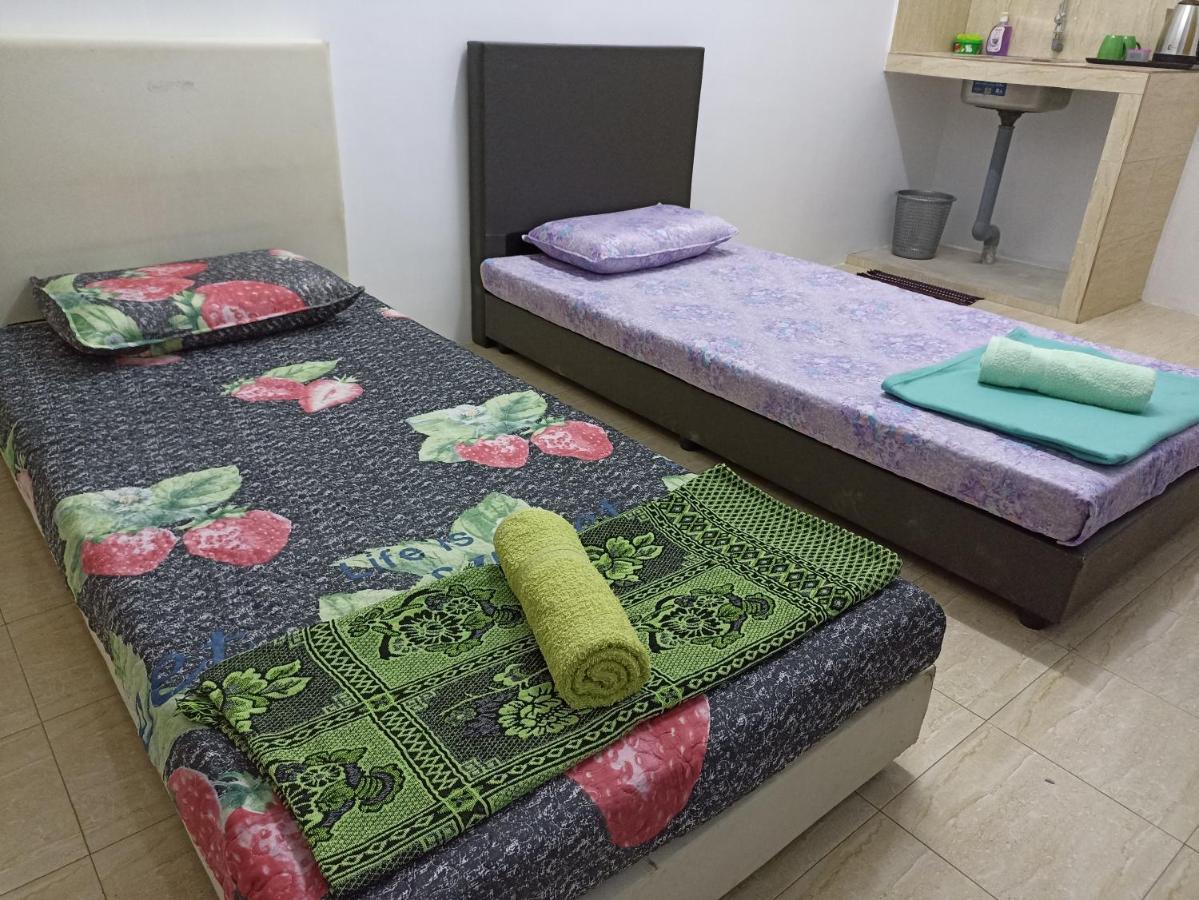Depulauserai Roomstays Pekan Esterno foto