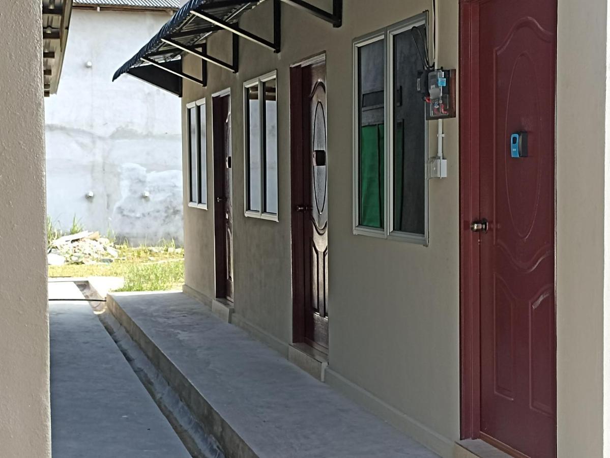 Depulauserai Roomstays Pekan Esterno foto